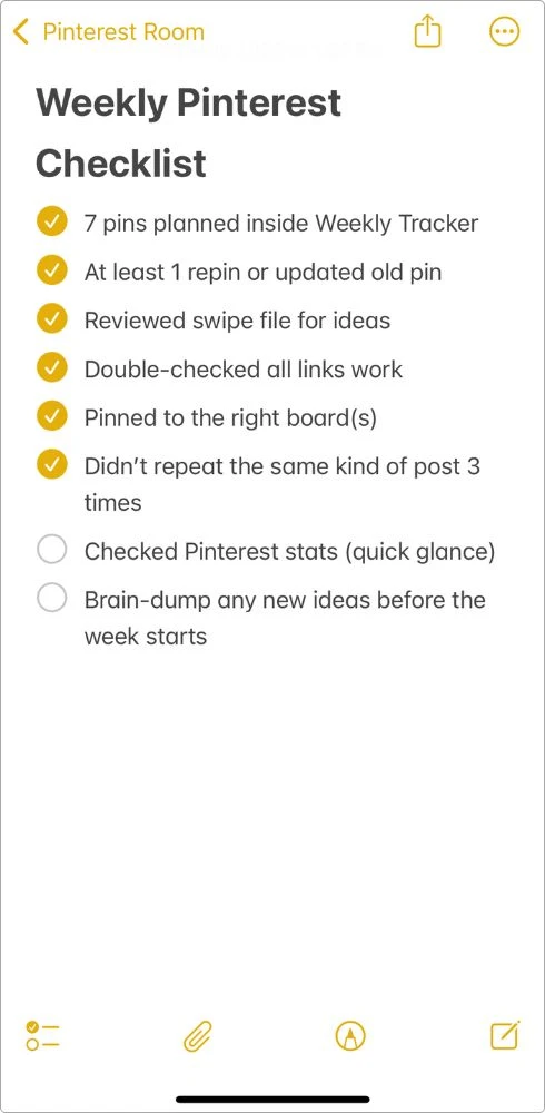 Screenshot of my Weekly Pinterest Checklist in Apple Notes — includes planning, repins, swipe file review, link checks, and quick pre-week tasks