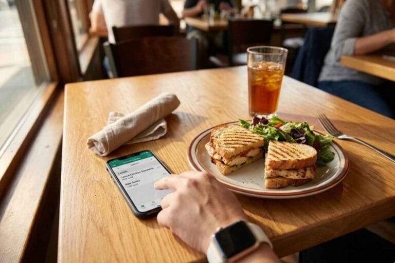 How to Track Calories When You Eat Out